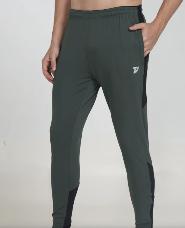 KA53 Drifit Trackpant With Bottom Zipper | Sea Green